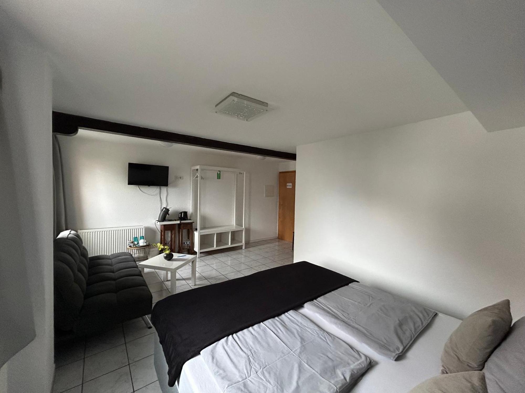 Mikroapartments Klarenthal Saarbrücken Dış mekan fotoğraf